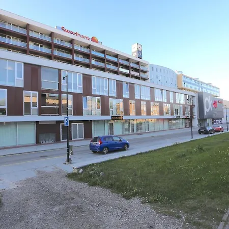 Lys Center * Parnu
